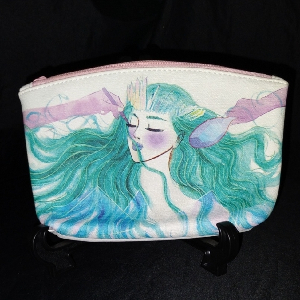 Ipsy Green and Blue Cosmetic Bag with Artistic Design
